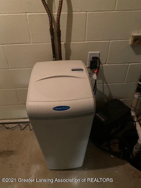 5705 West Columbia Road Mason, MI 48854 - Photo 35 of 53 salt tank