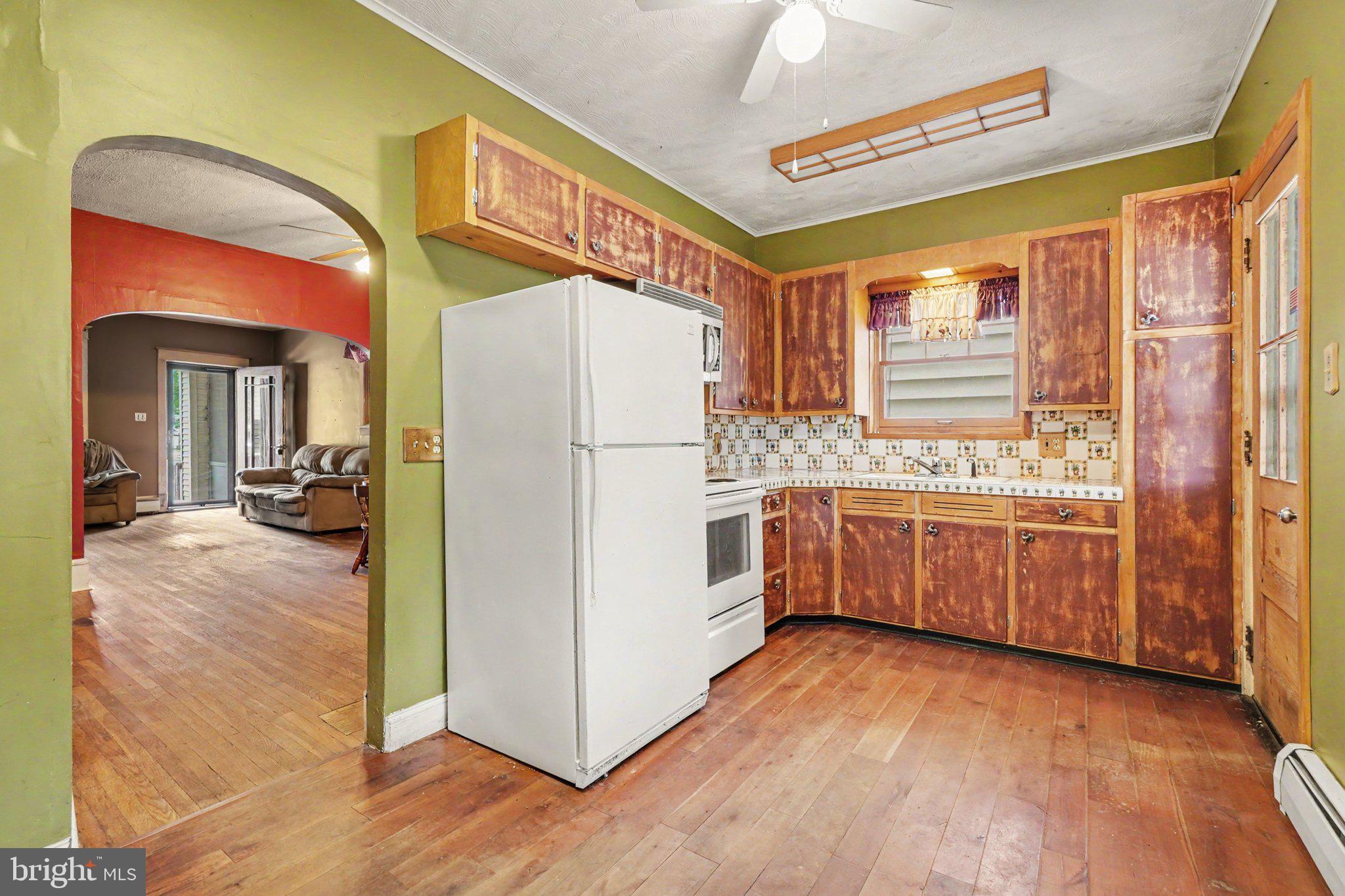 209 Main Street Lykens, PA 17048 - Photo 7 of 27