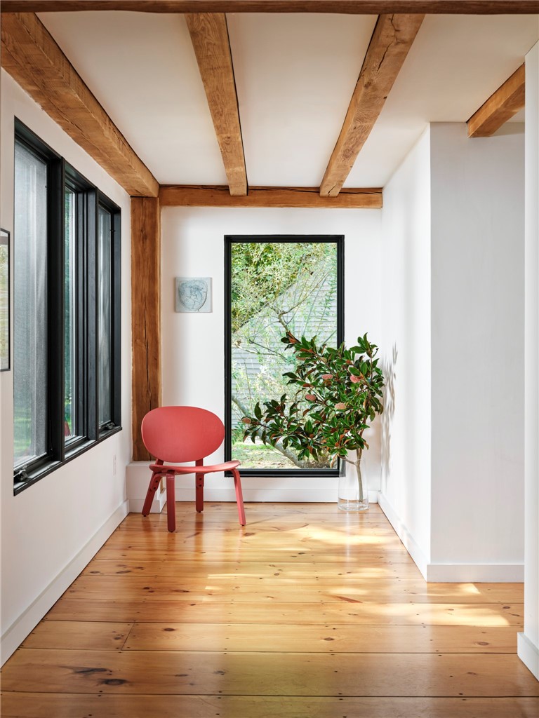 296 Stony Hollow Road Tiverton, RI 02878 - Photo 5 of 23