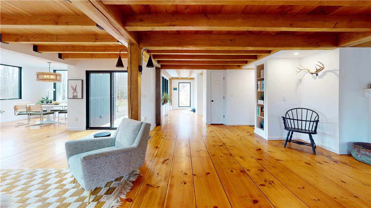 296 Stony Hollow Road Tiverton, RI 02878 - Photo 6 of 23