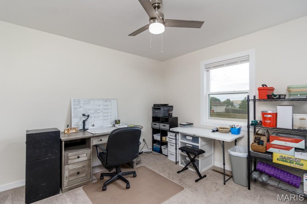 20250 Simmons Road Waynesville, MO 65583 - Photo 13 of 37