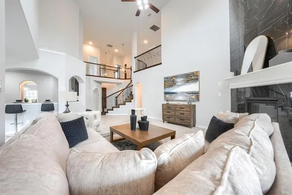 $599,990 | 5913 Painswick Drive, Aubrey, TX 76227