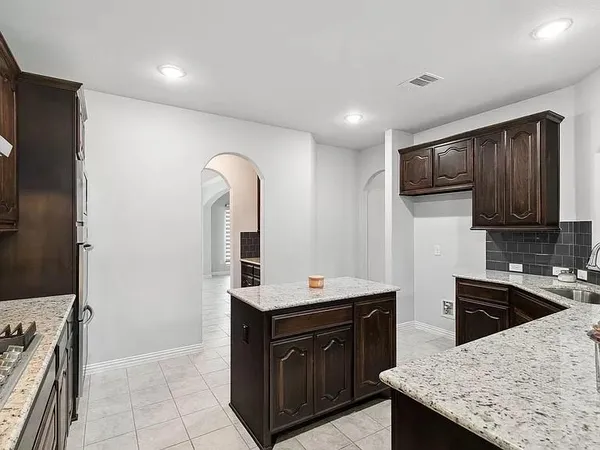 $654,990 | 5913 Painswick Drive, Aubrey, TX 76227