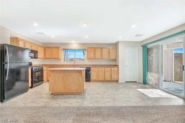 $2,250 | 240 Springtime Street, Henderson, NV 89012