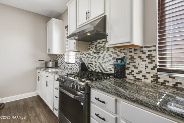 $3,450 | 213 East Peck Boulevard, Lafayette, LA 70508