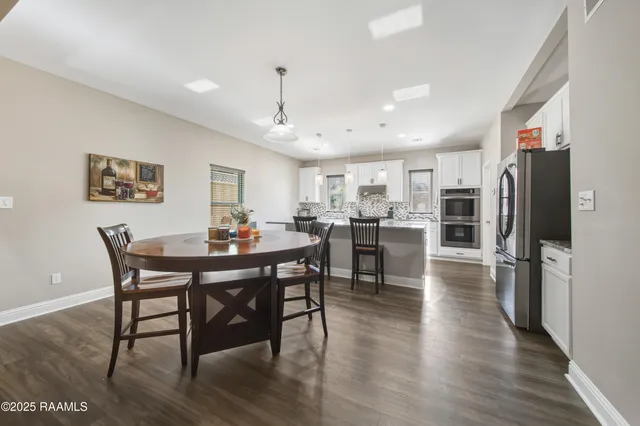 $3,450 | 213 East Peck Boulevard, Lafayette, LA 70508