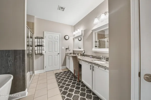 $3,450 | 213 East Peck Boulevard, Lafayette, LA 70508