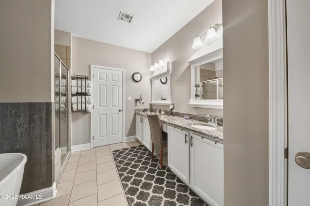 $3,450 | 213 East Peck Boulevard, Lafayette, LA 70508