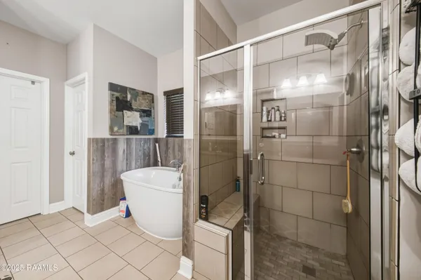 $3,450 | 213 East Peck Boulevard, Lafayette, LA 70508