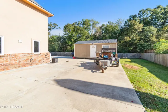 $3,450 | 213 East Peck Boulevard, Lafayette, LA 70508