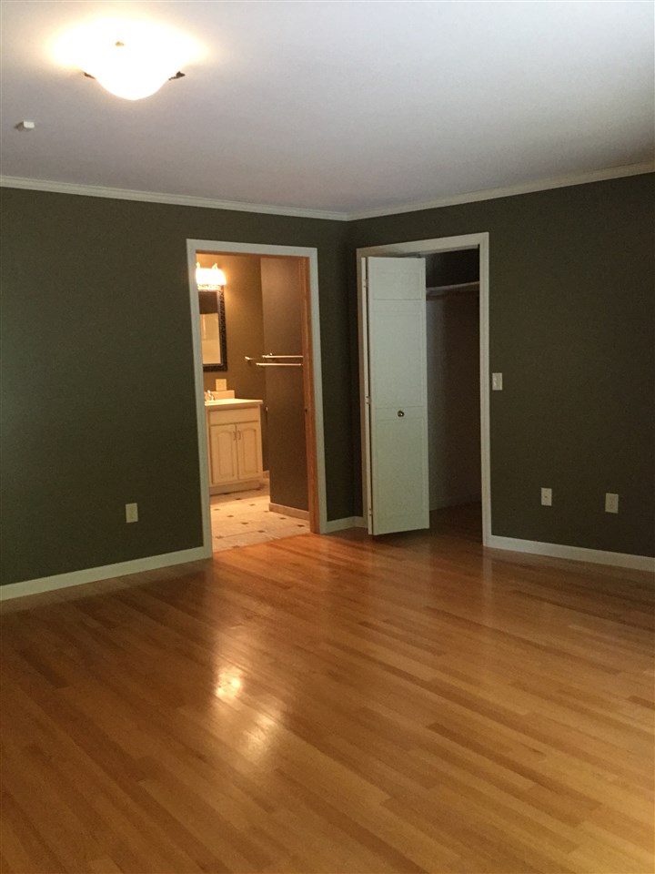 570 Scruton Pond Road Barrington, NH 03825 - Photo 14 of 36 Gallery Image 14