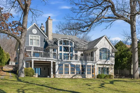 $5,995,000 | N30W28853 West Lakeside Drive, Delafield, WI 53072