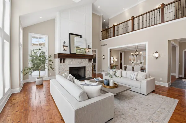 $5,995,000 | N30W28853 West Lakeside Drive, Delafield, WI 53072