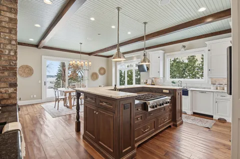 $5,995,000 | N30W28853 West Lakeside Drive, Delafield, WI 53072