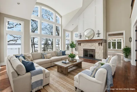 $5,995,000 | N30W28853 West Lakeside Drive, Delafield, WI 53072