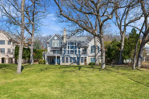 $5,995,000 | N30W28853 West Lakeside Drive, Delafield, WI 53072