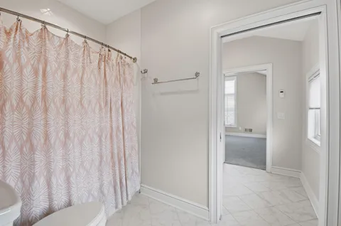 $5,995,000 | N30W28853 West Lakeside Drive, Delafield, WI 53072