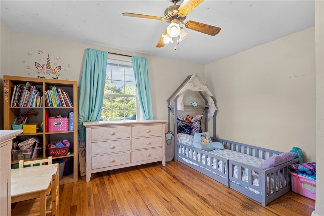 227 Angell Road Lincoln, RI 02865 - Photo 24 of 41 First floor bed