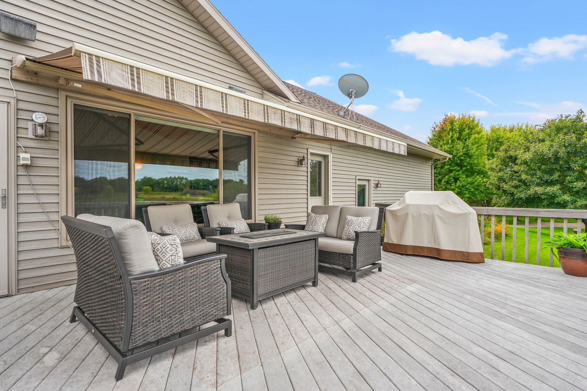 852 Canal Road Marshall, WI 53559 - Photo 10 of 61 Gallery Image 10