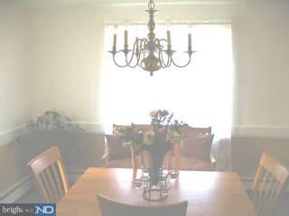 843 Cricket Road Secane, PA 19018 - Photo 3 of 6 Gallery Image 3