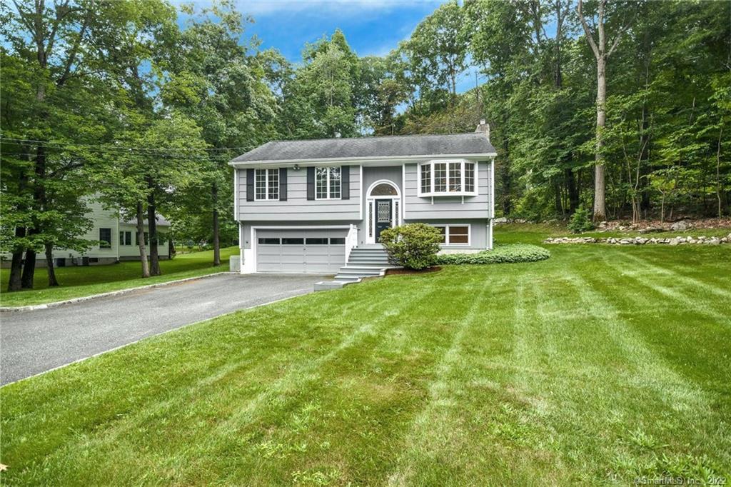 130 Ivy Hill Road Ridgefield, CT 06877 - Photo 1 of 1