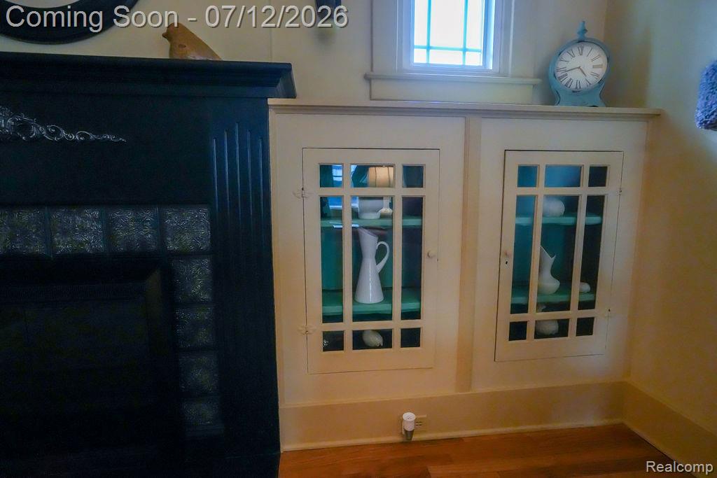 545 Eureka Road Wyandotte, MI 48192 - Photo 14 of 58 Wyandotte(16of85).jpg