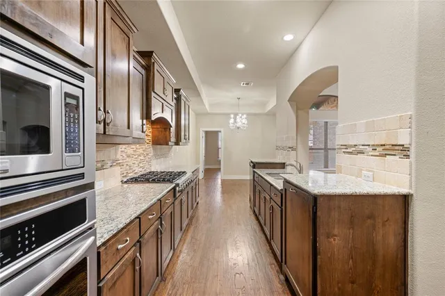 $525,000 | 2521 Sanders Court, Bedford, TX 76021