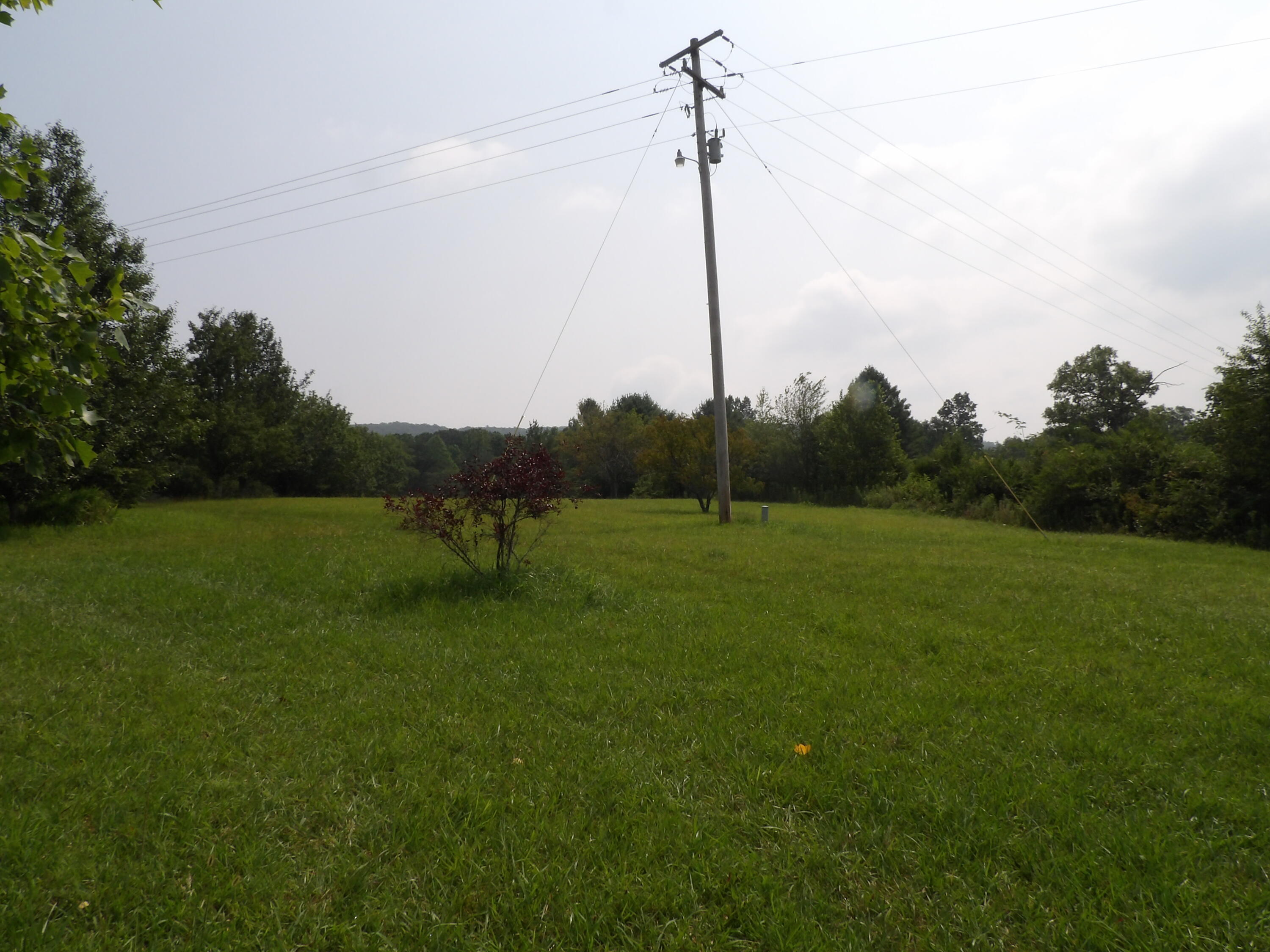 11370 Brockdell Road Pikeville, TN 37367 - Photo 21 of 32 100_5696