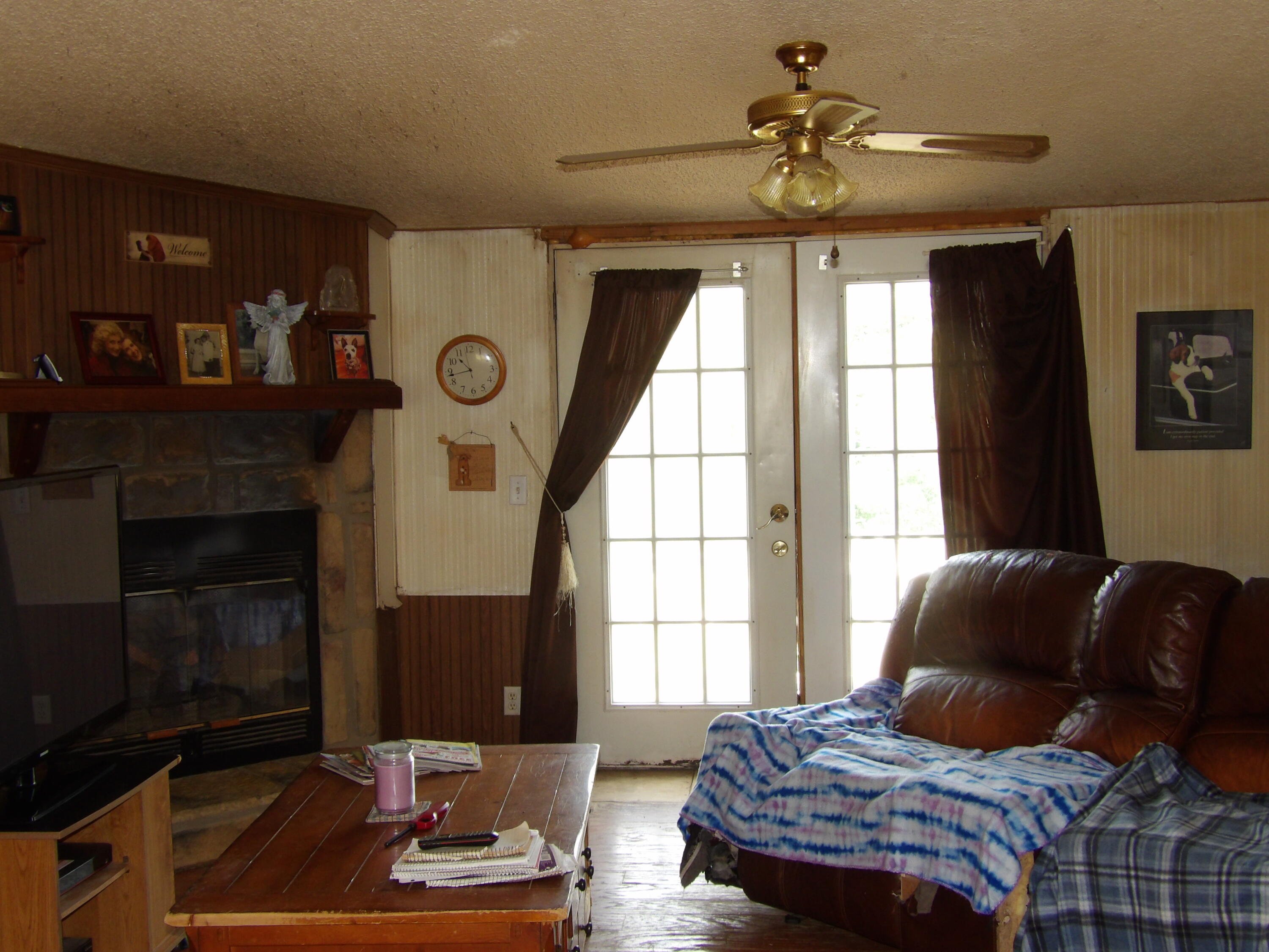 11370 Brockdell Road Pikeville, TN 37367 - Photo 5 of 32 100_5709