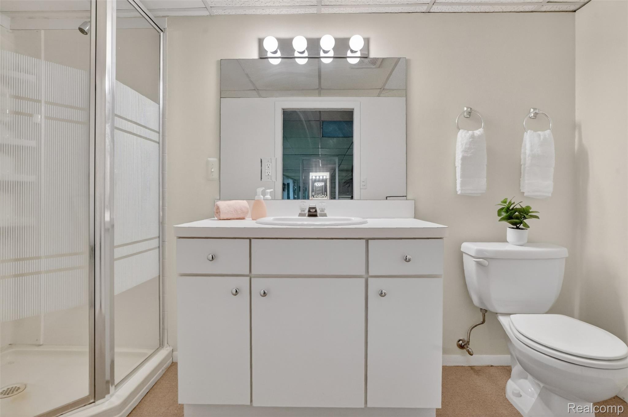857 Helston Road Bloomfield Hills, MI 48304 - Photo 32 of 37 DSC09962.jpg