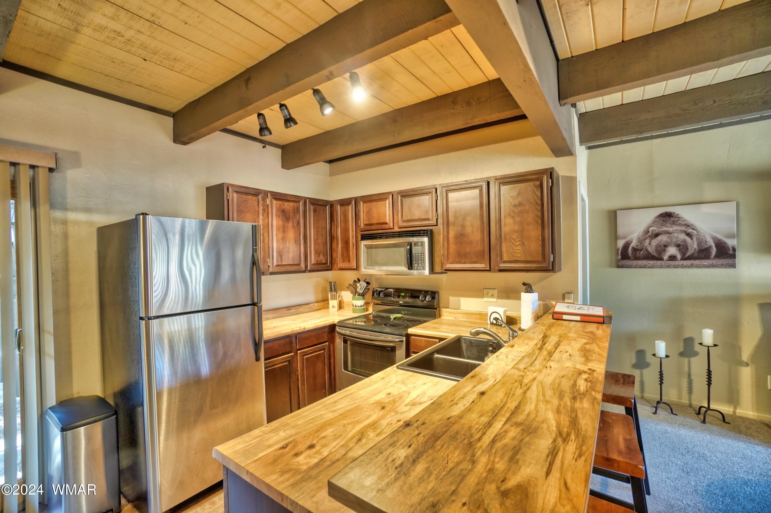 4563 Resort Loop Pinetop, AZ 85935 - Photo 7 of 28