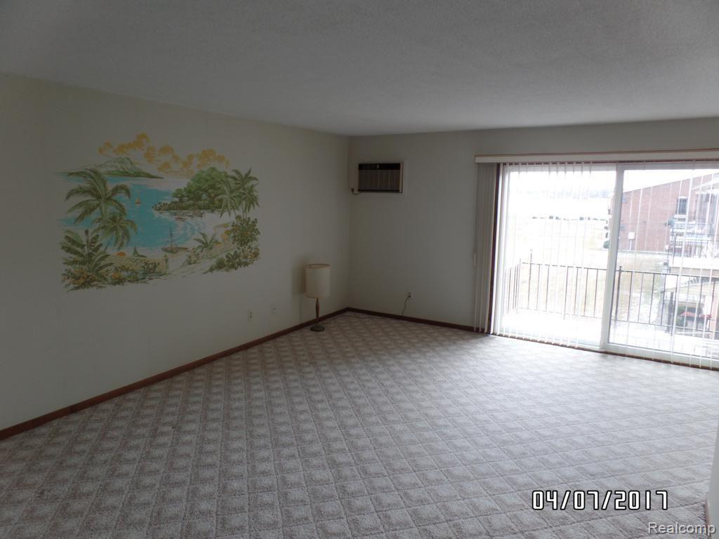 1900 River Road, Unit 6 St. Clair, MI 48079 - Photo 2 of 22 SAM_3485_1024x768.jpg