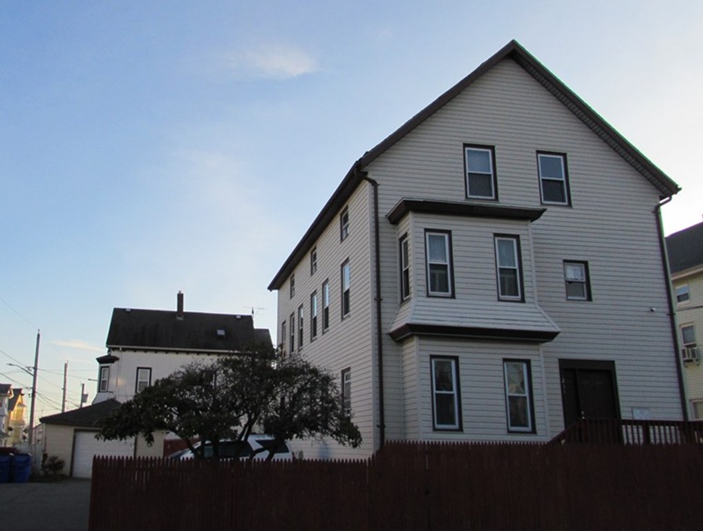 251 Warren Street Fall River, MA 02721 - Photo 1 of 26