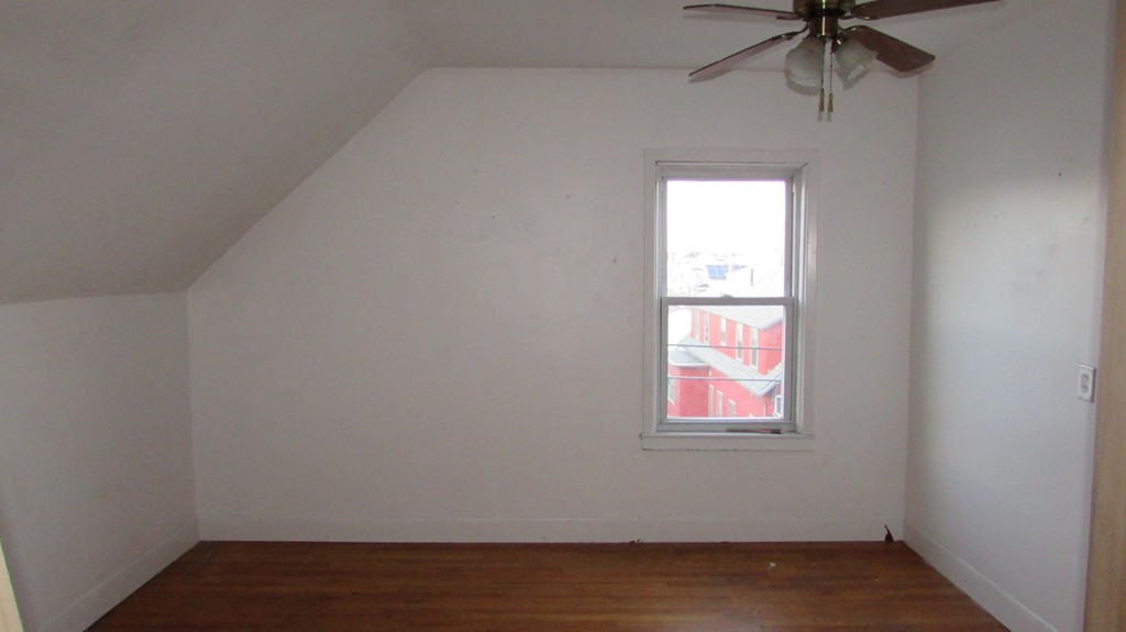 251 Warren Street Fall River, MA 02721 - Photo 18 of 26