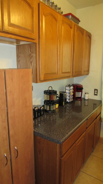 251 Warren Street Fall River, MA 02721 - Photo 6 of 26