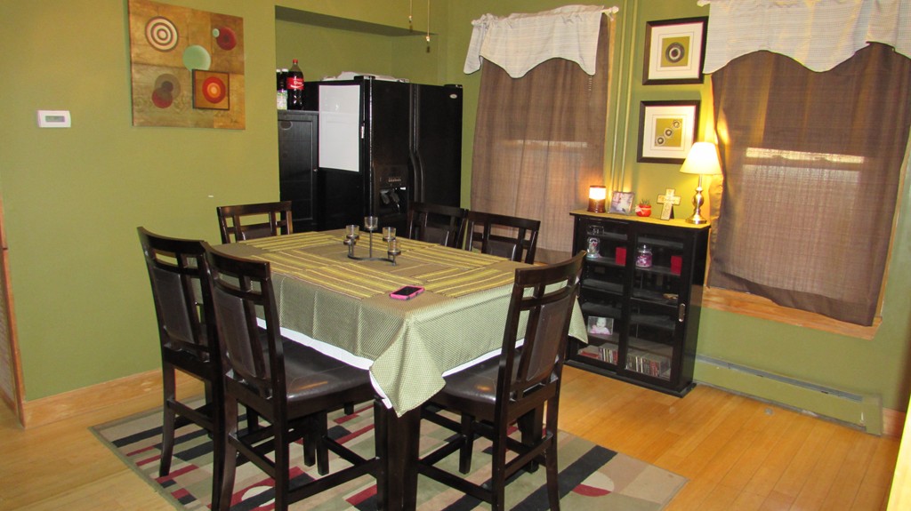251 Warren Street Fall River, MA 02721 - Photo 7 of 26