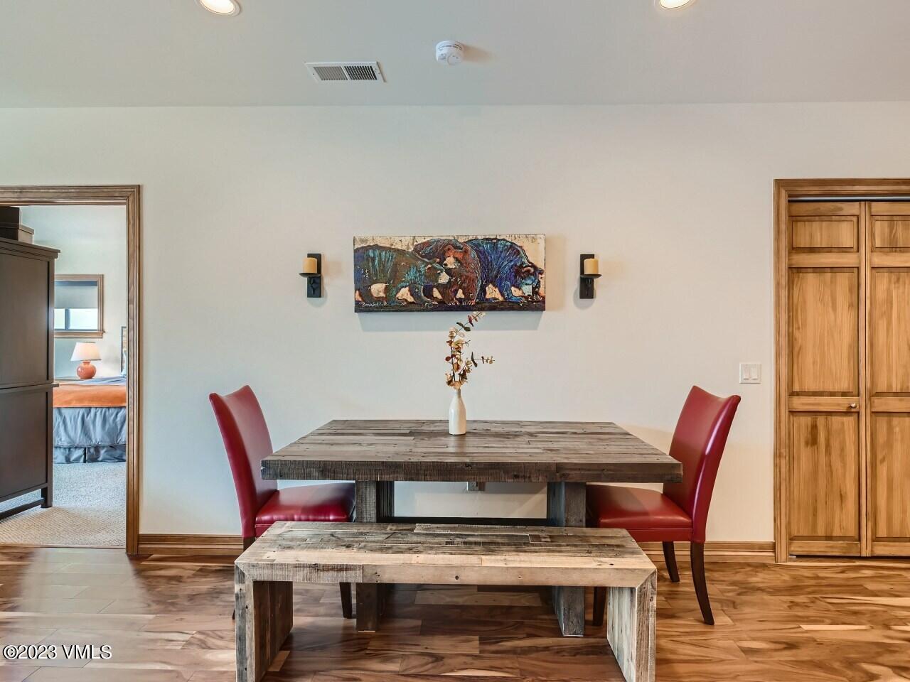 225 Main Street, Unit R203 Edwards, CO 81632 - Photo 7 of 24 Dining Area
