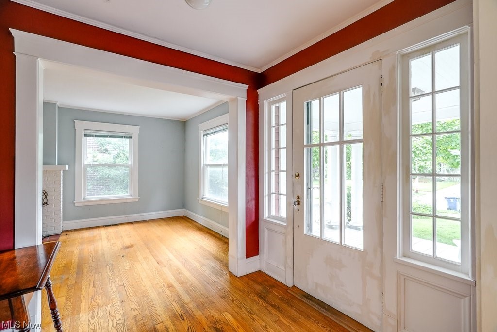 3021 Somerton Road Cleveland, OH 44118 - Photo 5 of 32 Gallery Image 5