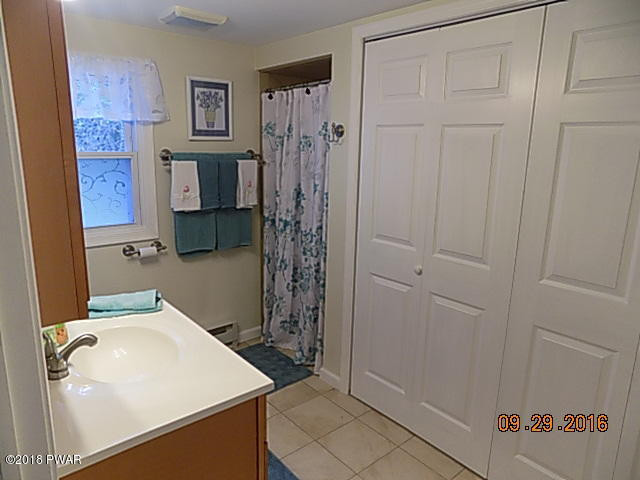 109 Skyview Road Dingmans Ferry, PA 18328 - Photo 8 of 13 2016-09-29 11.16.16