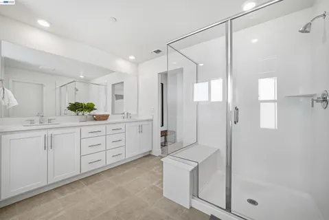 $1,250,000 | 9137 Seawind Way, Newark, CA 94560