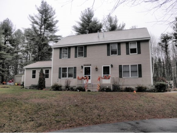 122 B Lane Road Raymond, NH 03077 - Photo 1 of 1