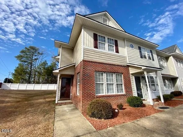 $1,500 | 705 Glen Road, Unit 112, Garner, NC 27529