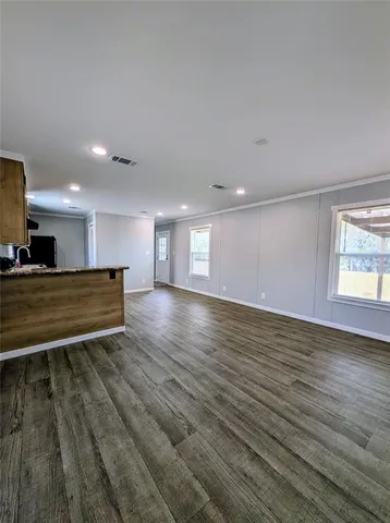 $1,400 | 2502 Coyote Trail, Granbury, TX 76048