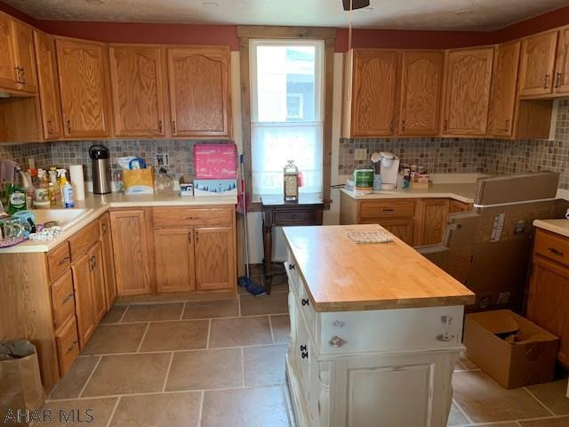 235 Poplar Street Roaring Spring, PA 16673 - Photo 3 of 17 Photo 3