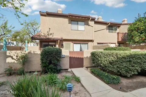 $629,000 | 2476 Chandler Avenue, Unit 4, Simi Valley, CA 93065