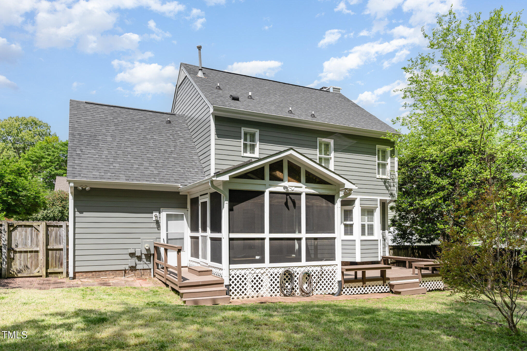 5033 Knightsbridge Way Raleigh, NC 27604 - Photo 22 of 40 Beautiful backyard