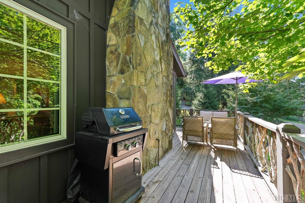 82 Azalea Road Highlands, NC 28741 - Photo 31 of 39 Gallery Image 31