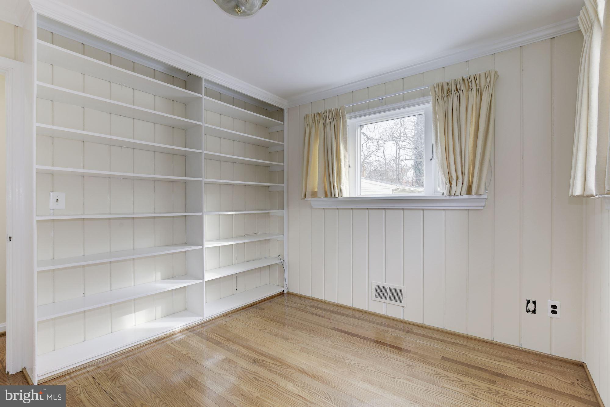 8809 Walnut Hill Road Chevy Chase, MD 20815 - Photo 17 of 23 Bedroom