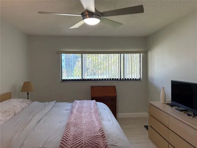 $189,000 | 3241 Fox Chase Circle, Unit 204, Palm Harbor, FL 34683