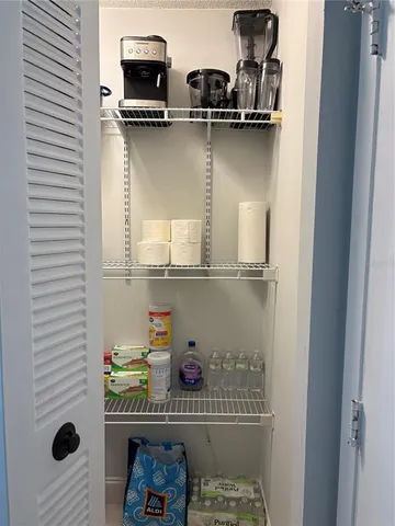 $189,000 | 3241 Fox Chase Circle, Unit 204, Palm Harbor, FL 34683